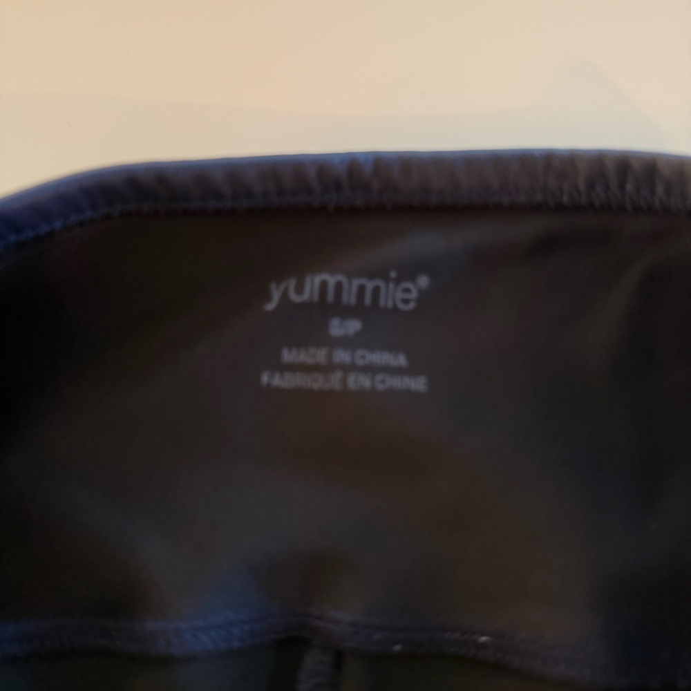 Yummie Faux Leather Navy Leggings - Picture 4 of 5